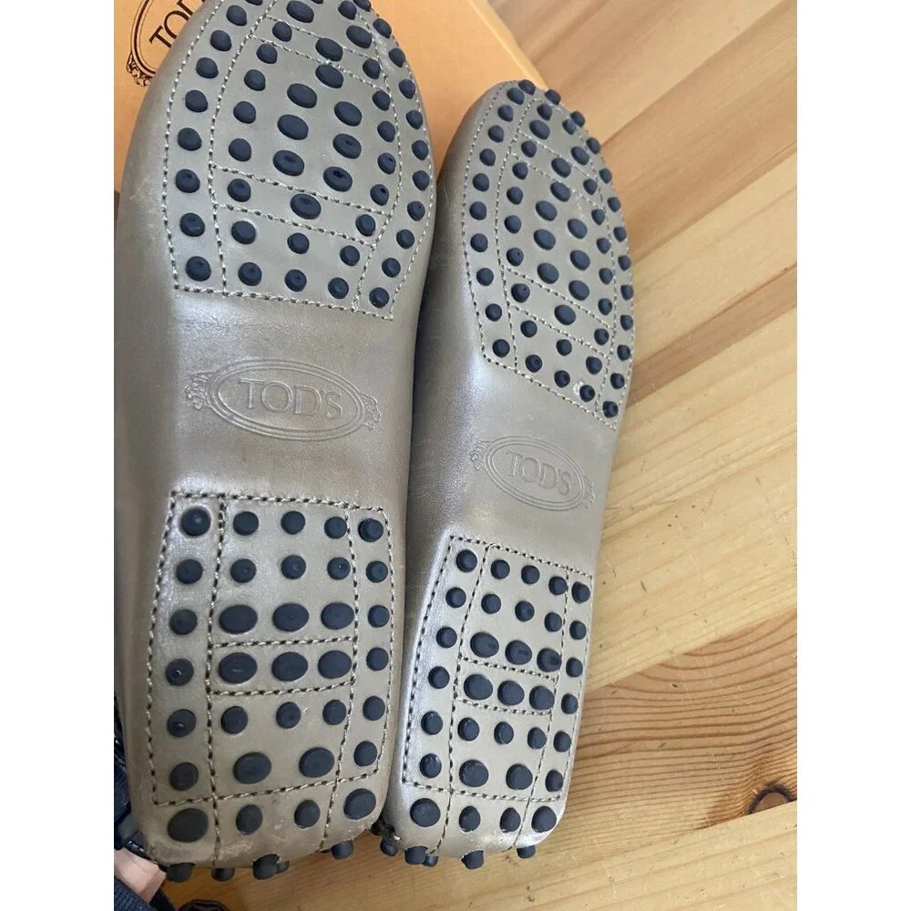 TOD’S Gommino Driving Shoes Size 38,5 (US 8,5) Gray Flat Leather - Picture 5 of 8